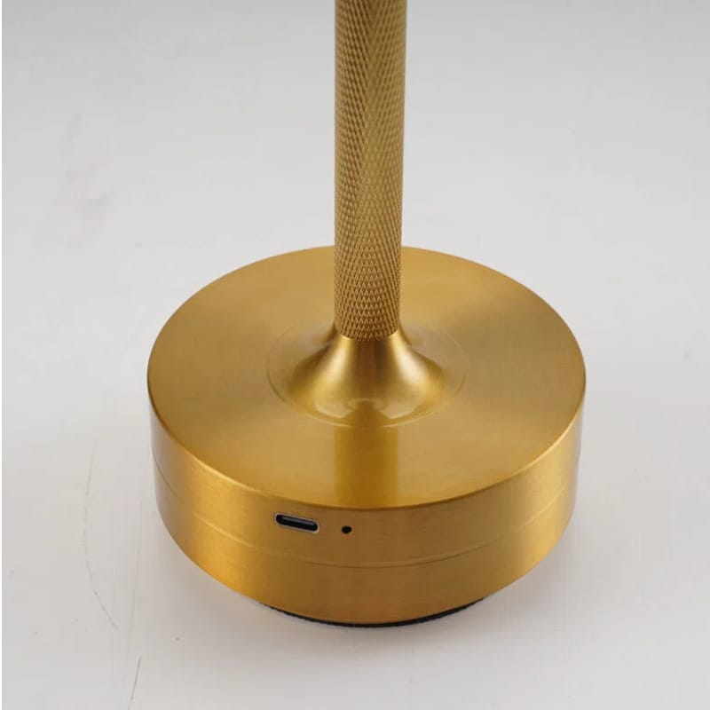 USB port of Rechargeable cordless table lamp